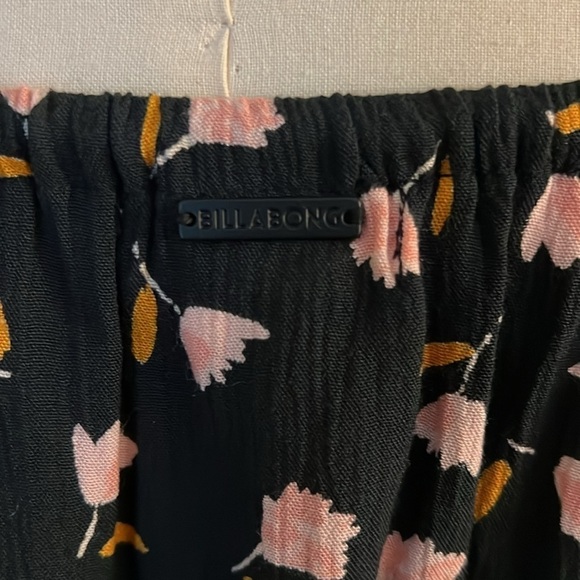 Billabong Light It Up Off the Shoulder Top Sz S - Picture 7 of 9